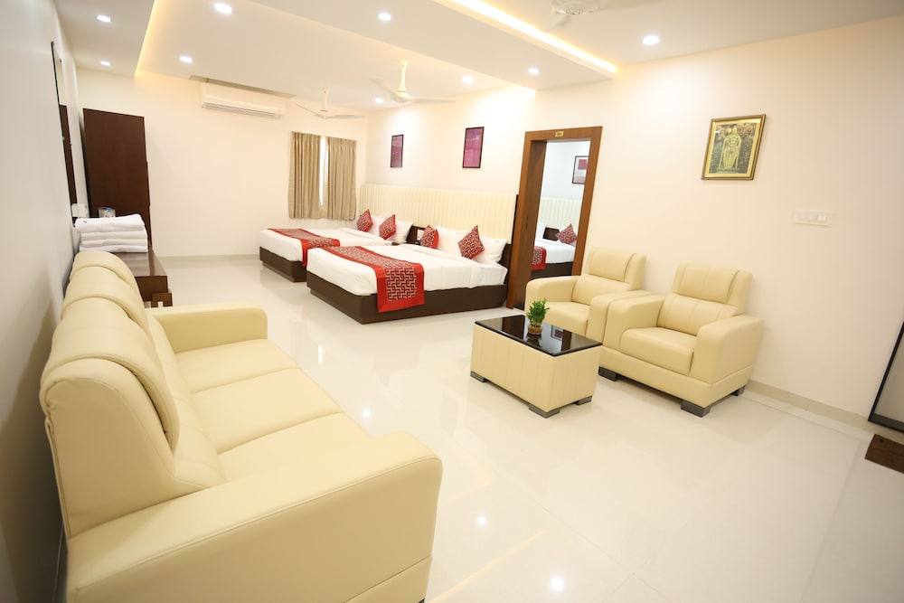 Luxury Suite