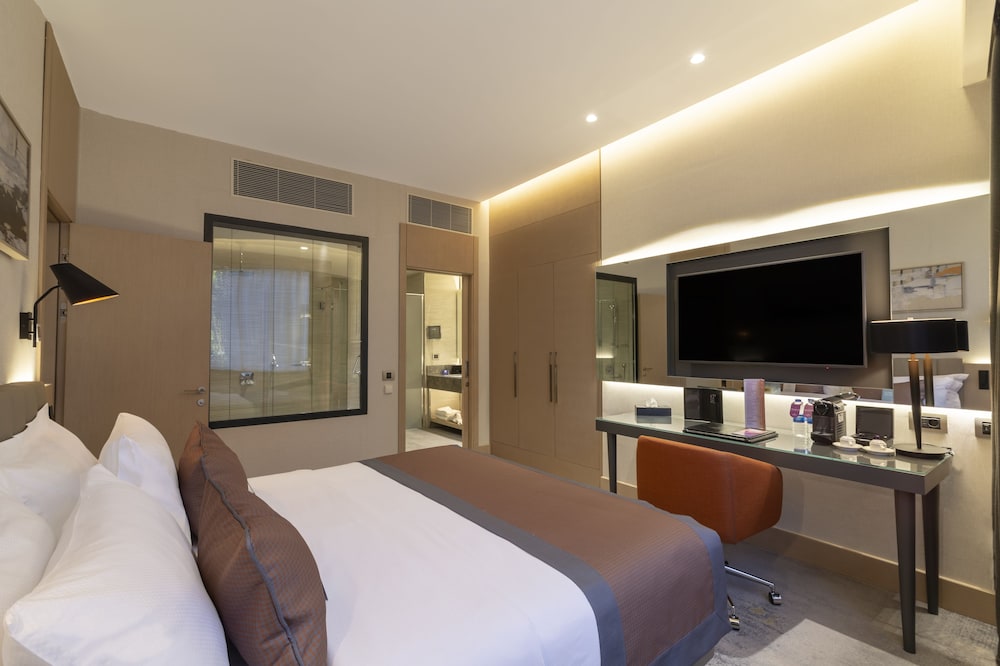 Suite, 1 Bedroom, Smoking