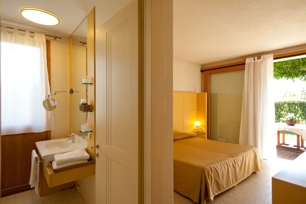 Superior Room, 1 Queen Bed