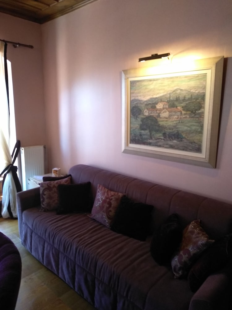 Deluxe Room (King) photo 2