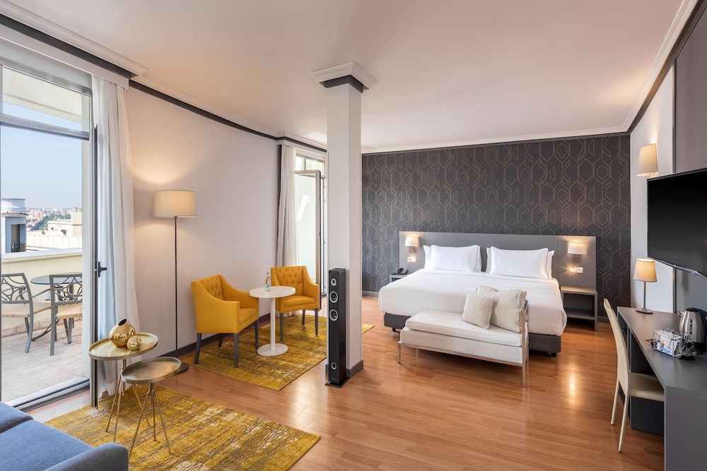 Premium Room - Photo 4