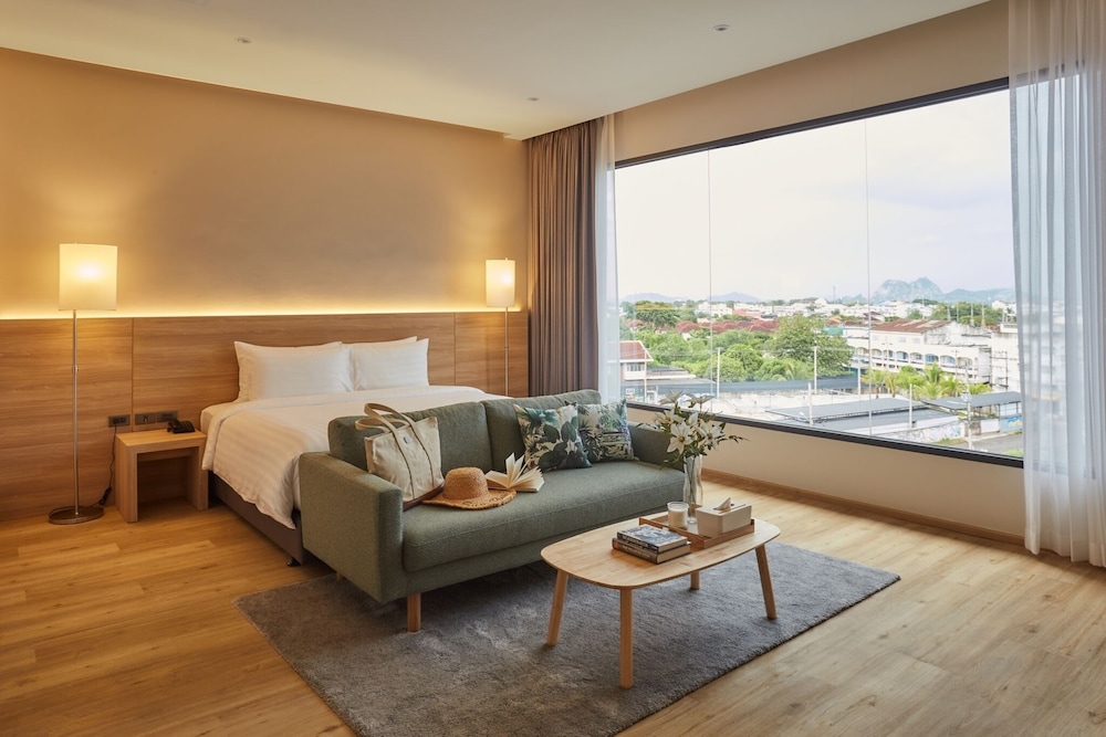 Premier Room, 1 King Bed
