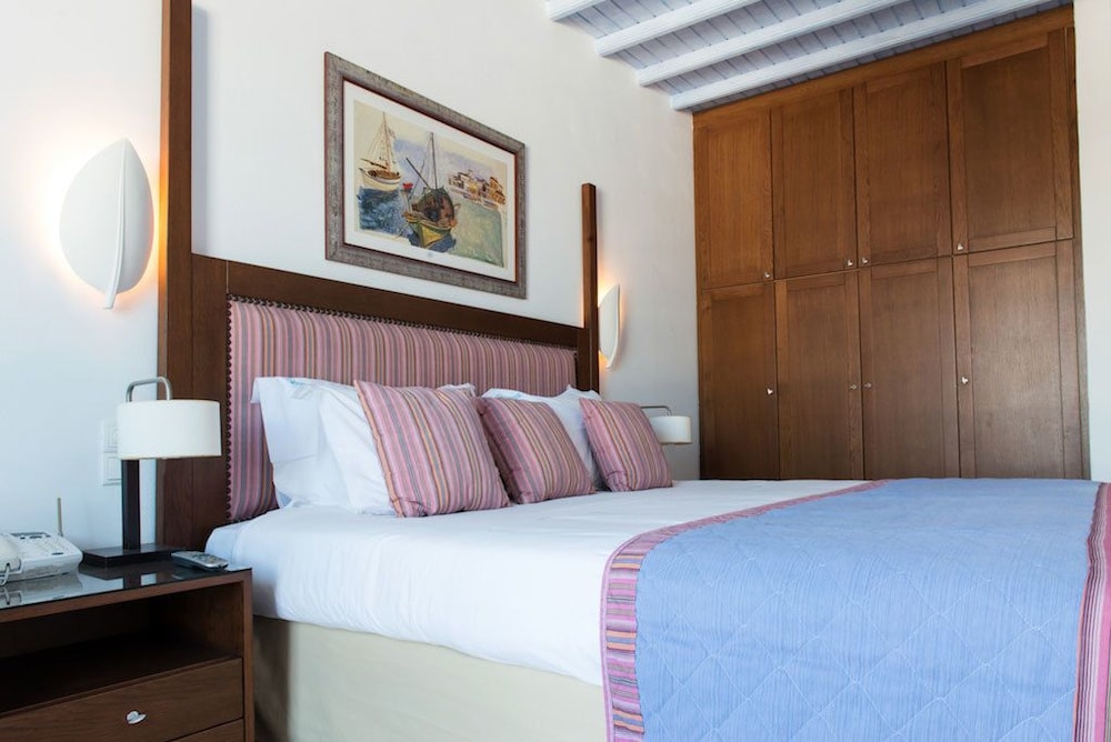 Suite - Photo 2