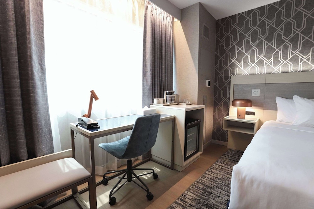 Room, 1 King Bed, Accessible, Non Smoking - Photo 1
