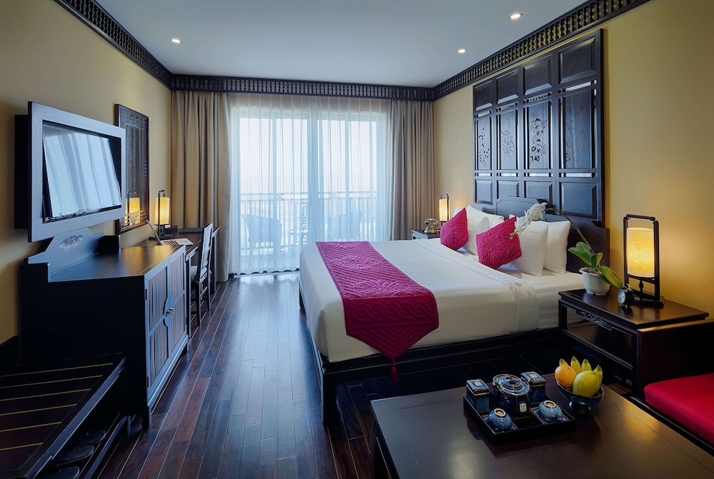 Premier Suite, Balcony - Photo 1
