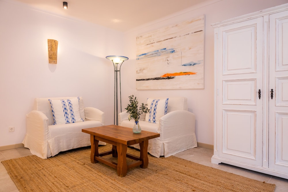 Classic Suite, Terrace - Photo 4