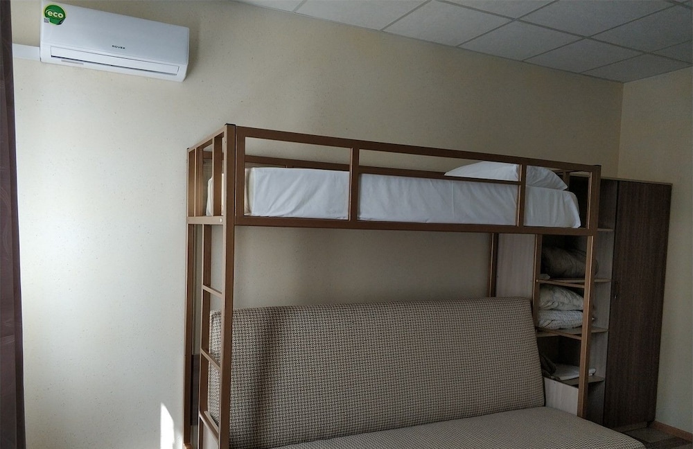 Standard Triple Room photo 3