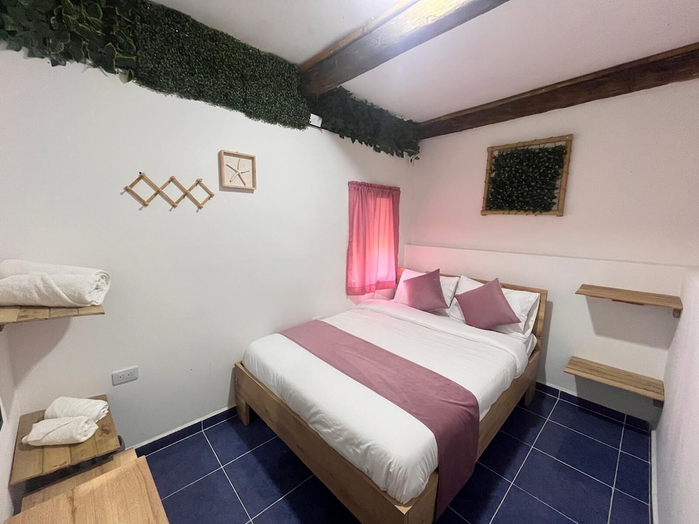 Economy Room 2