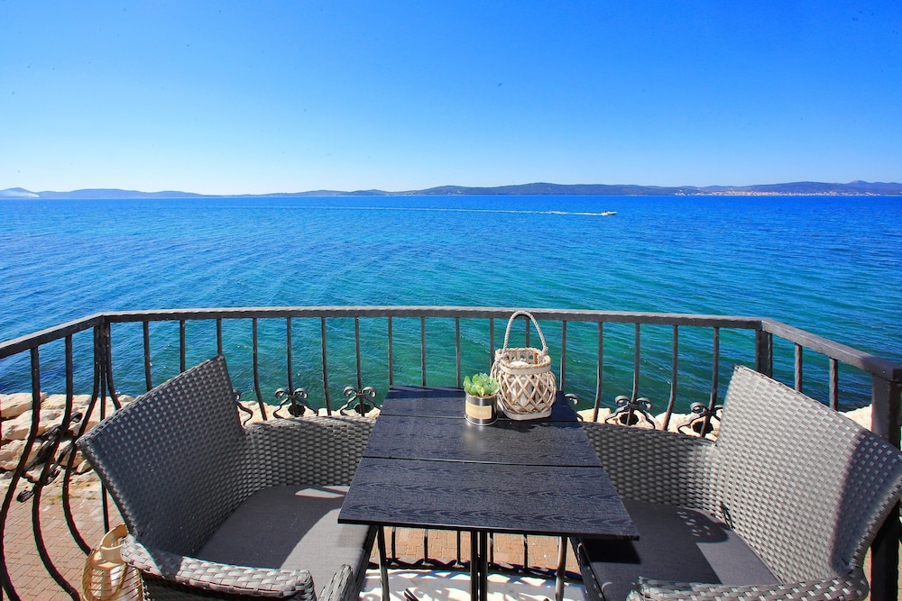 Apartment, 1 Bedroom, Sea View (One Balcony) photo 3