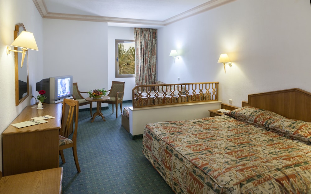 Quadruple Room (4 adults) - Photo 3