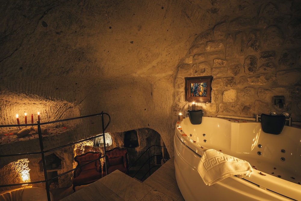 Business Suite photo 3