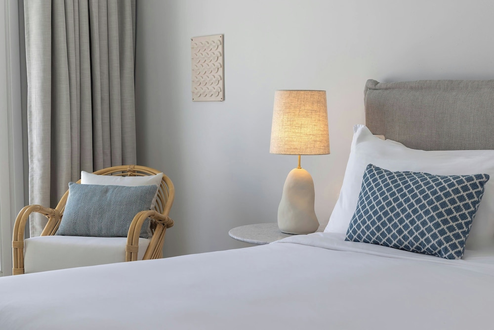 Suite, 1 Double Bed, Private Pool thumbnail 6