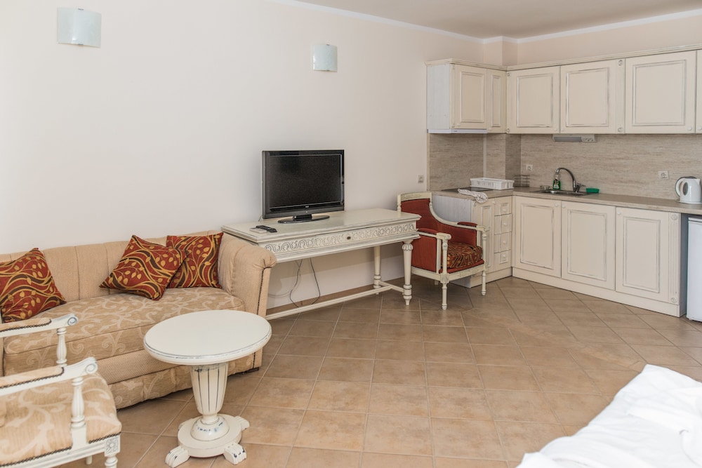Deluxe Studio, Sea View photo 3