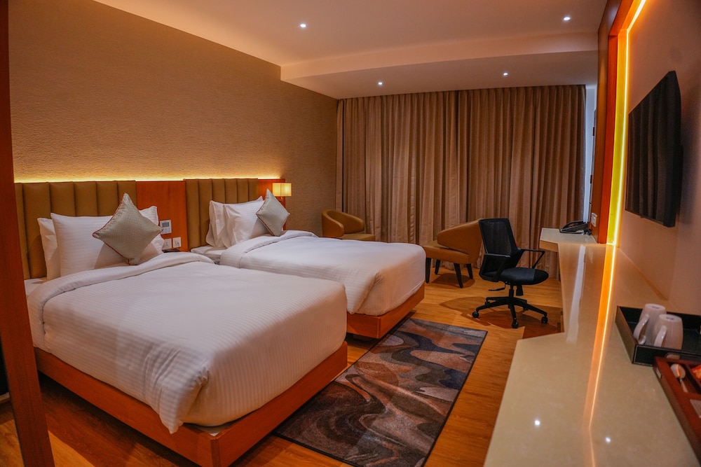 Suite - Photo 7