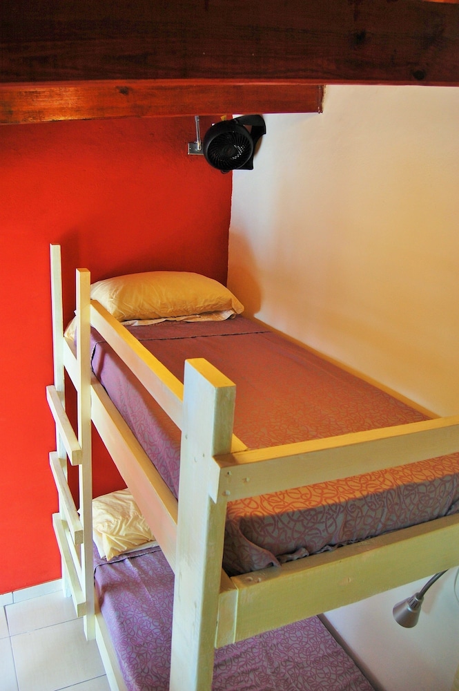 Twin Bed Bunk Beds Private Ensuite photo 2