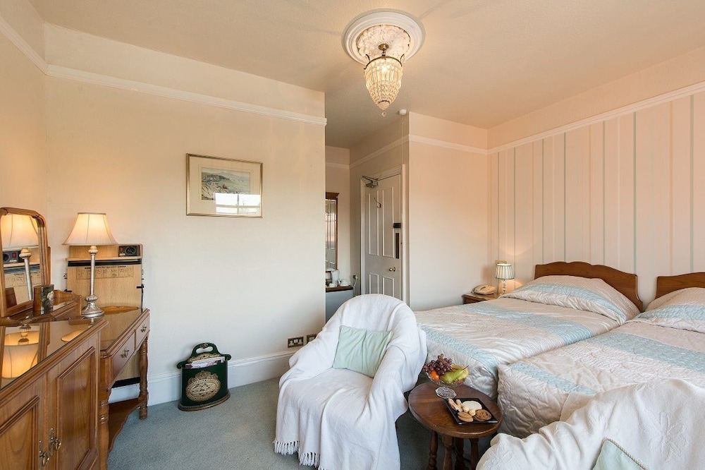 Superior Twin Room photo 2