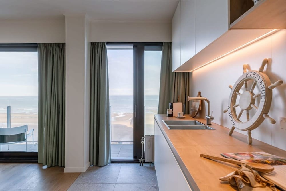 Cosy Apartment With Terrace Overlooking the sea, Foto 4