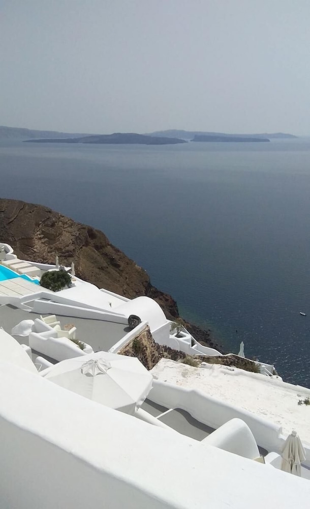 Traditional Cave House with Caldera View - Photo 6