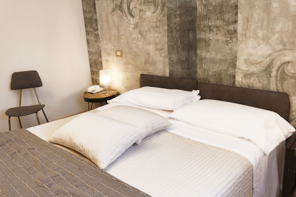 Superior Double Room - Photo 5