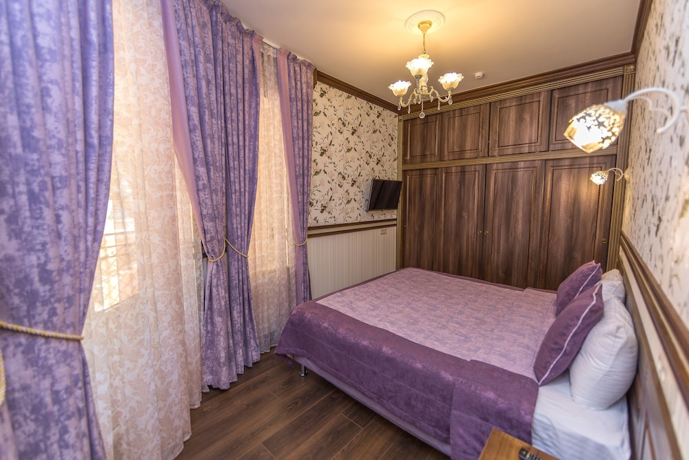 Suite, 1 Bedroom photo 3