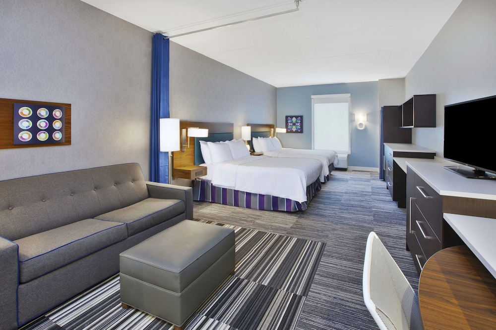 Studio, 2 Queen Beds, Accessible, Bathtub