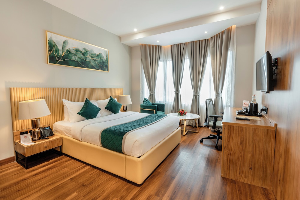 Deluxe Room - Photo 1