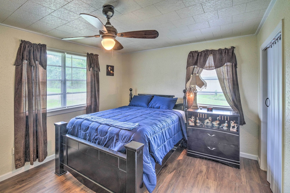 House (2 Bedrooms) photo 2
