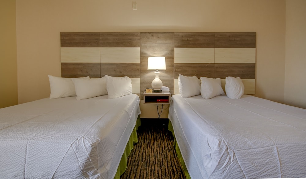 Deluxe Room, 2 Queen Beds, Non Smoking (Side Ocean View)