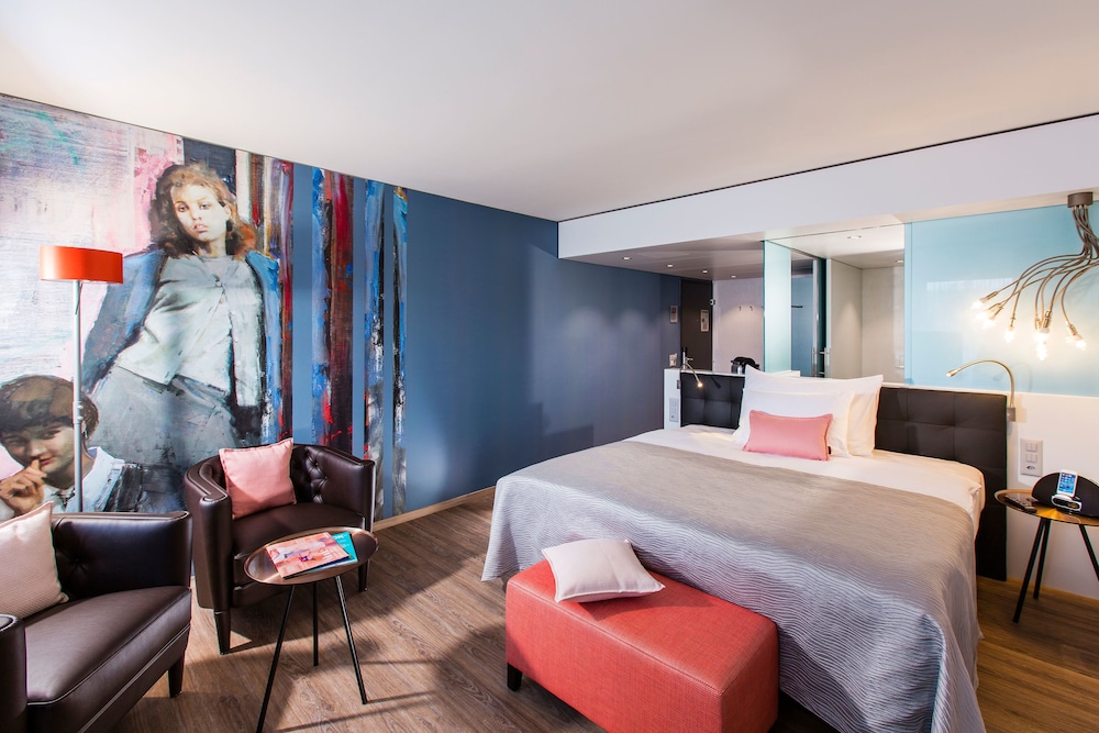 Room (Arte Style) - Photo 2