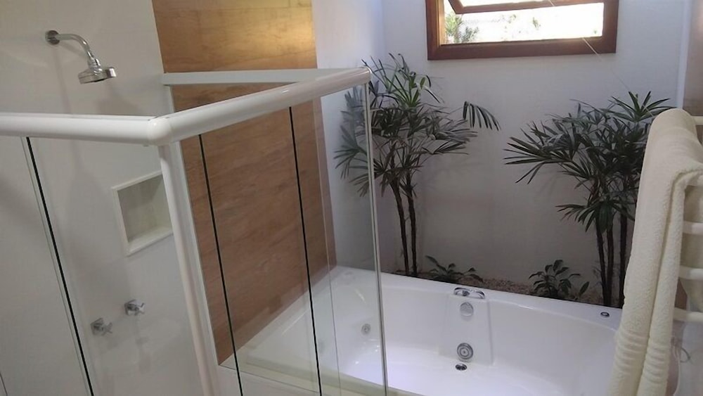 Comfort Suite, Hot Tub