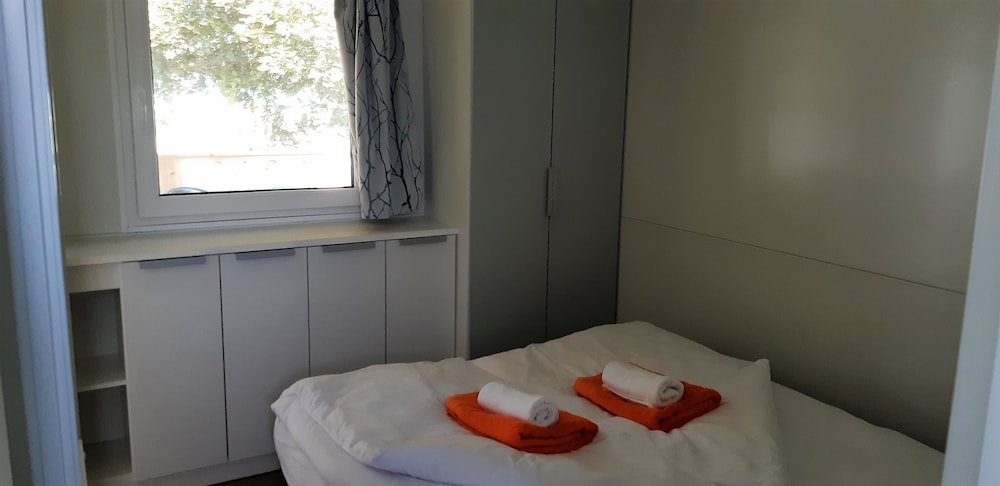 Comfort Mobile Home, 2 Bedrooms photo 1