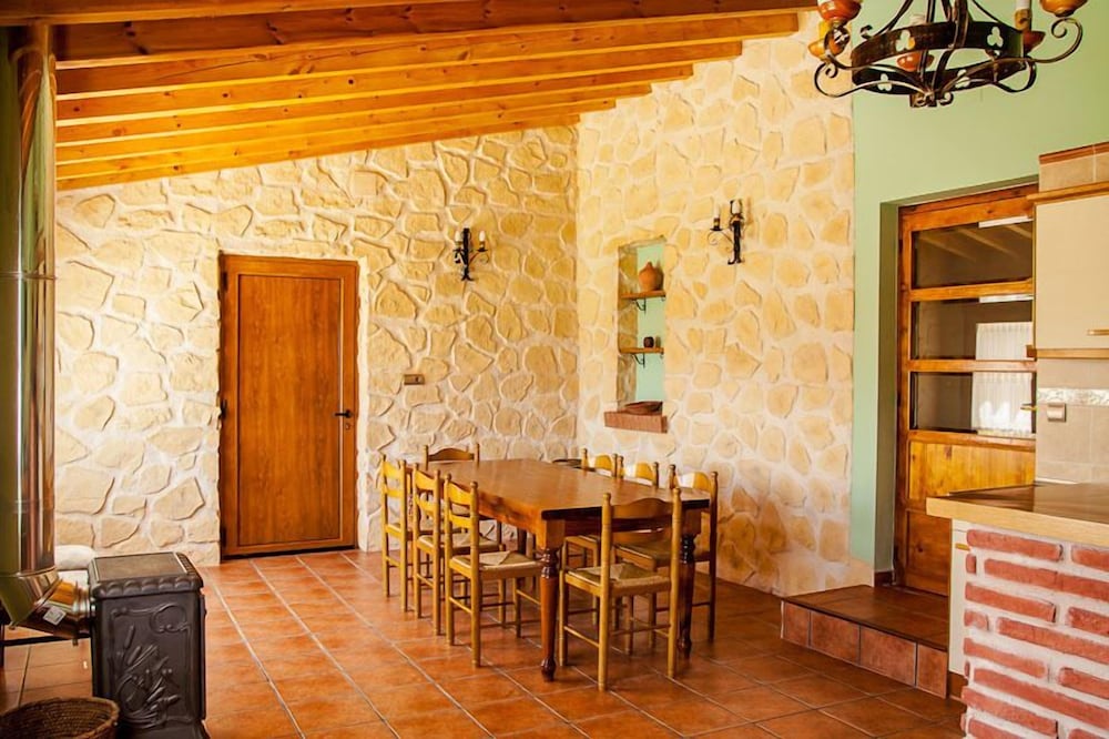 House, 5 Bedrooms, Private Pool photo 2