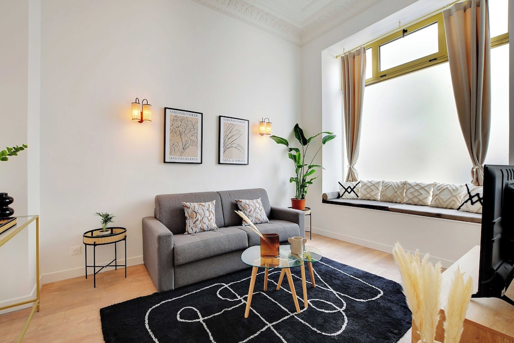 Apartment photo 1