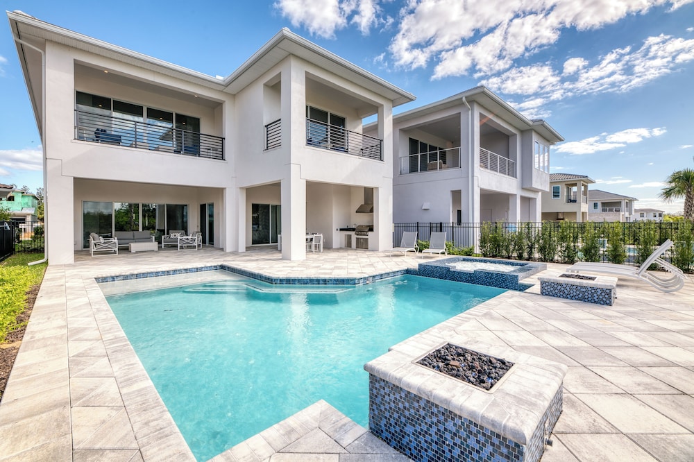 Superb Resort Home with Private Pool near Disney with Waterpark Access