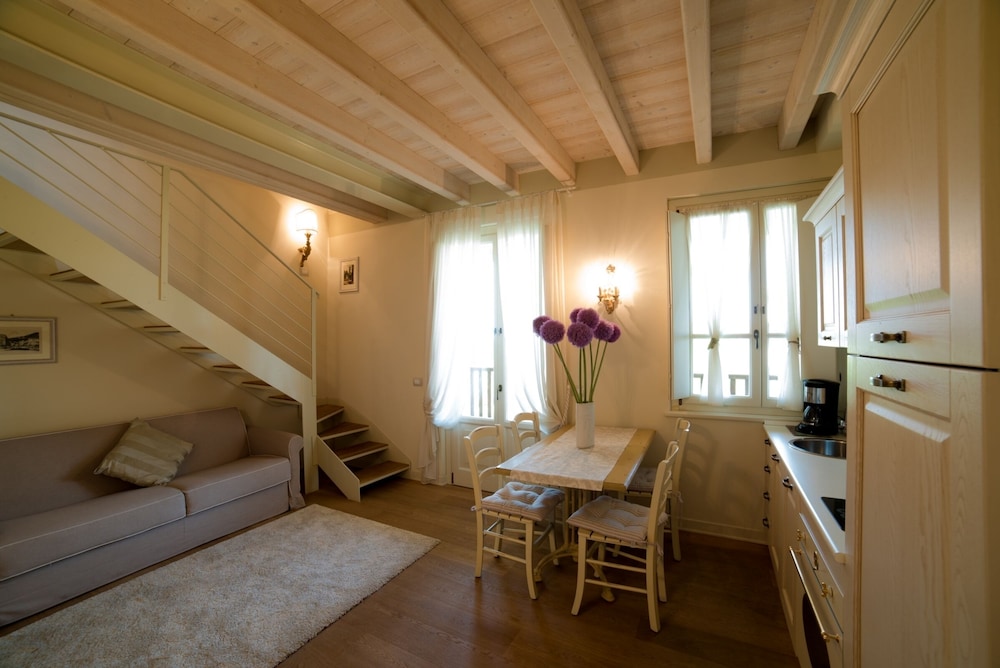 Apartment, 1 Bedroom, Garden View photo 2