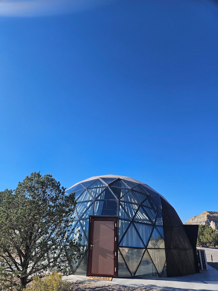 Deluxe Sky Dome (Suite) photo 1