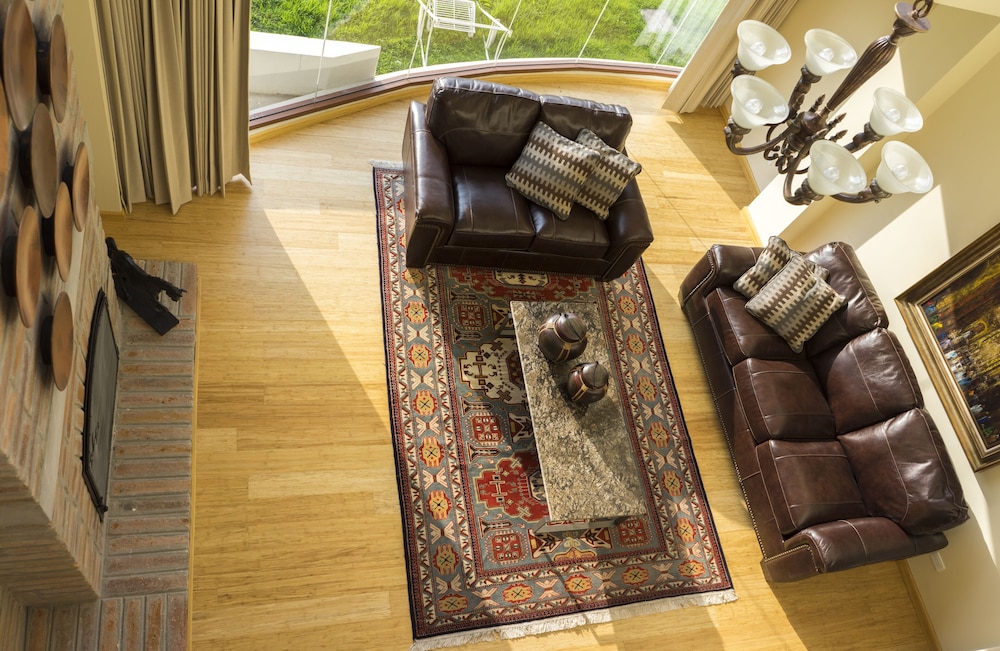 Superior King Suite photo 3