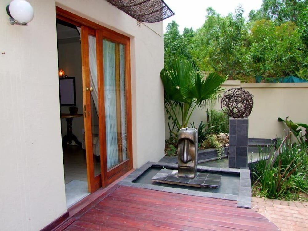 Deck Double En Suite (2 Bed/R,1bath/R) photo 2