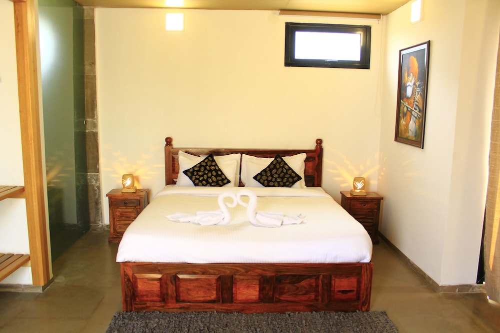 Deluxe Room, 1 Double Bed photo 2