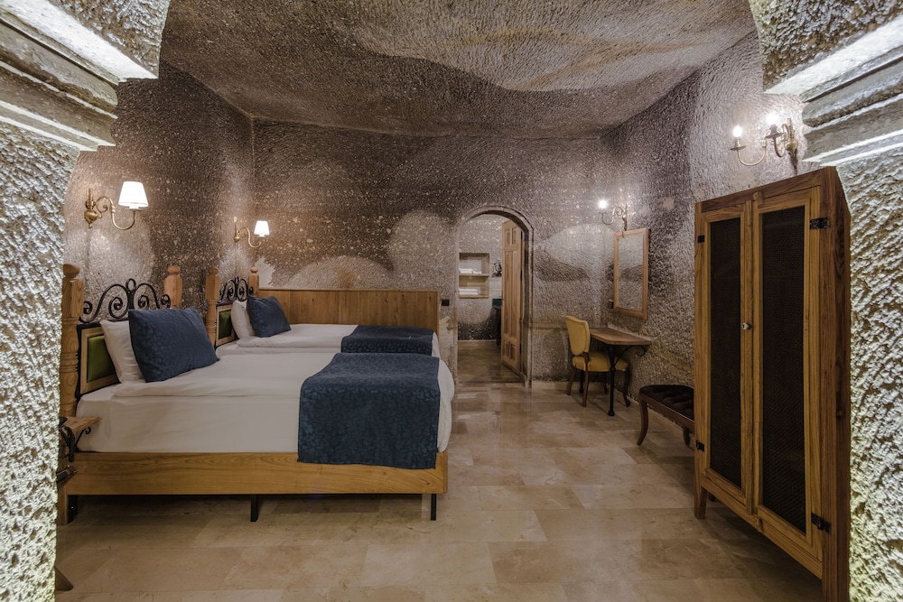 Comfort Suite, Courtyard View photo 2