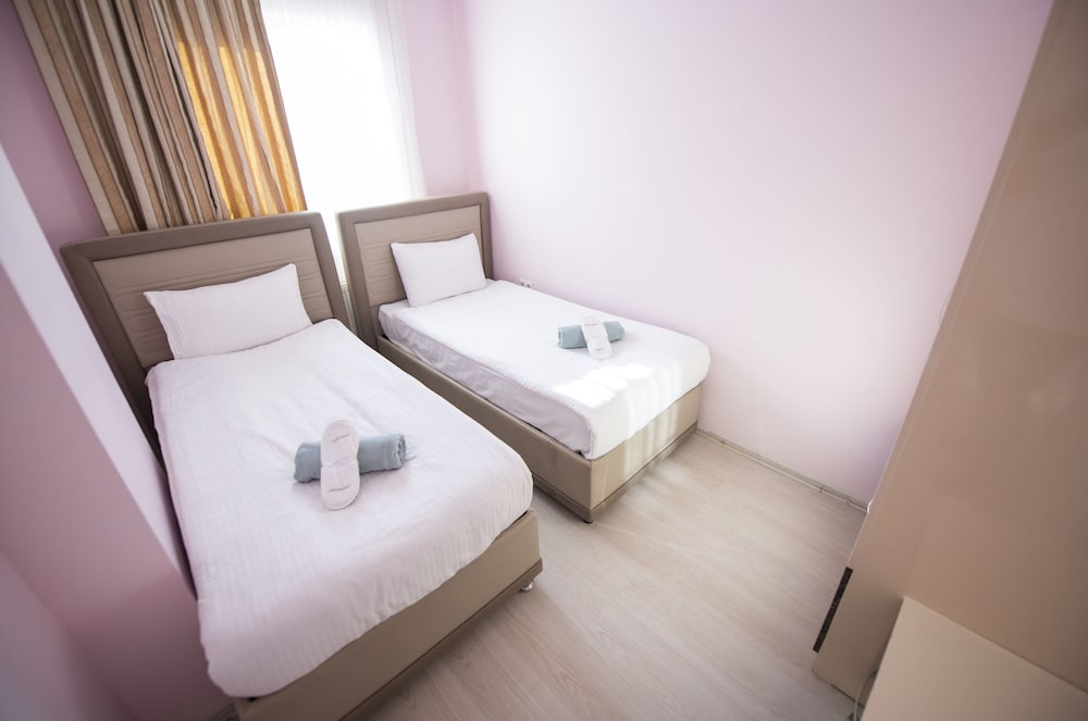 Family Apartment, 2 Bedrooms, City View photo 1