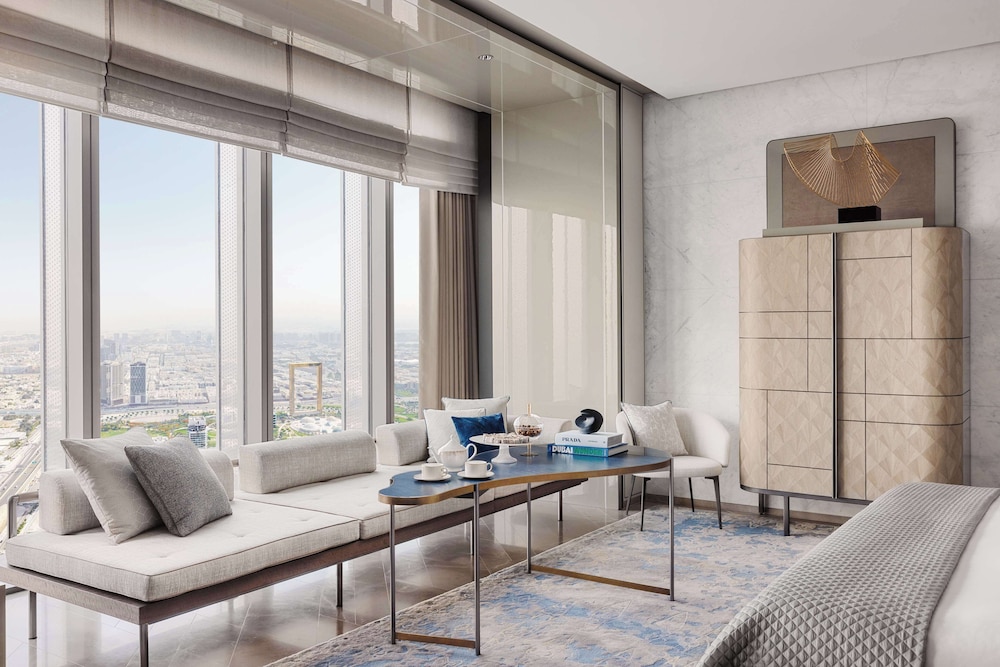 Grand Room, 1 King Bed (grand Zaabeel)