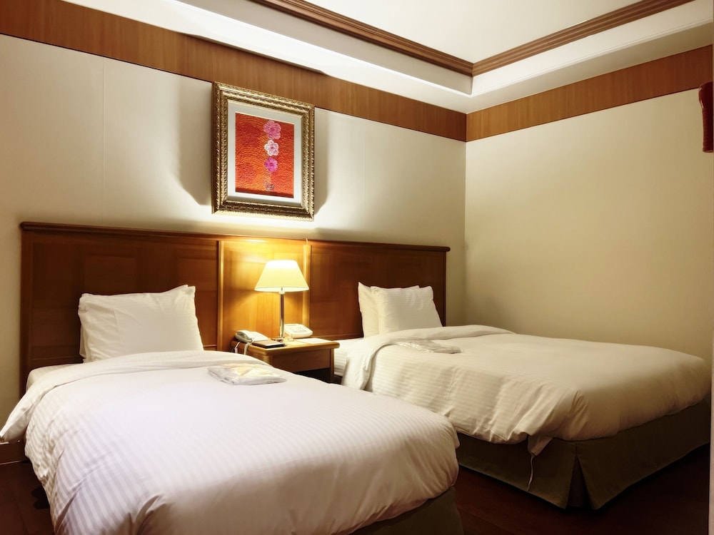 Quadruple Room - Photo 5