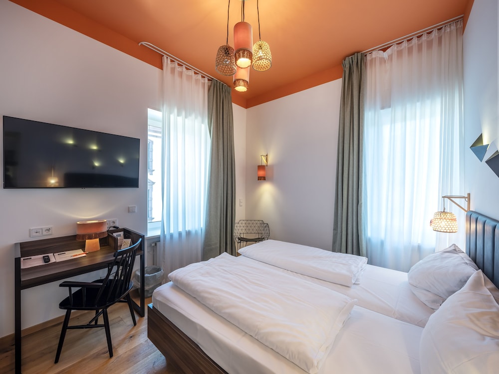 Double Room - Photo 28