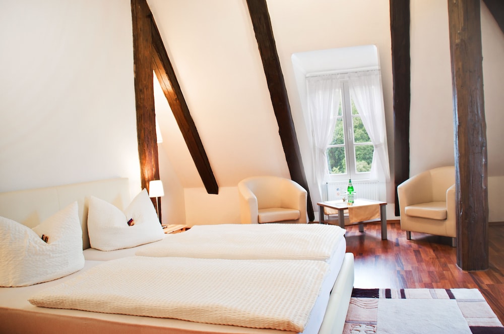 Double Room, Ensuite - Photo 1