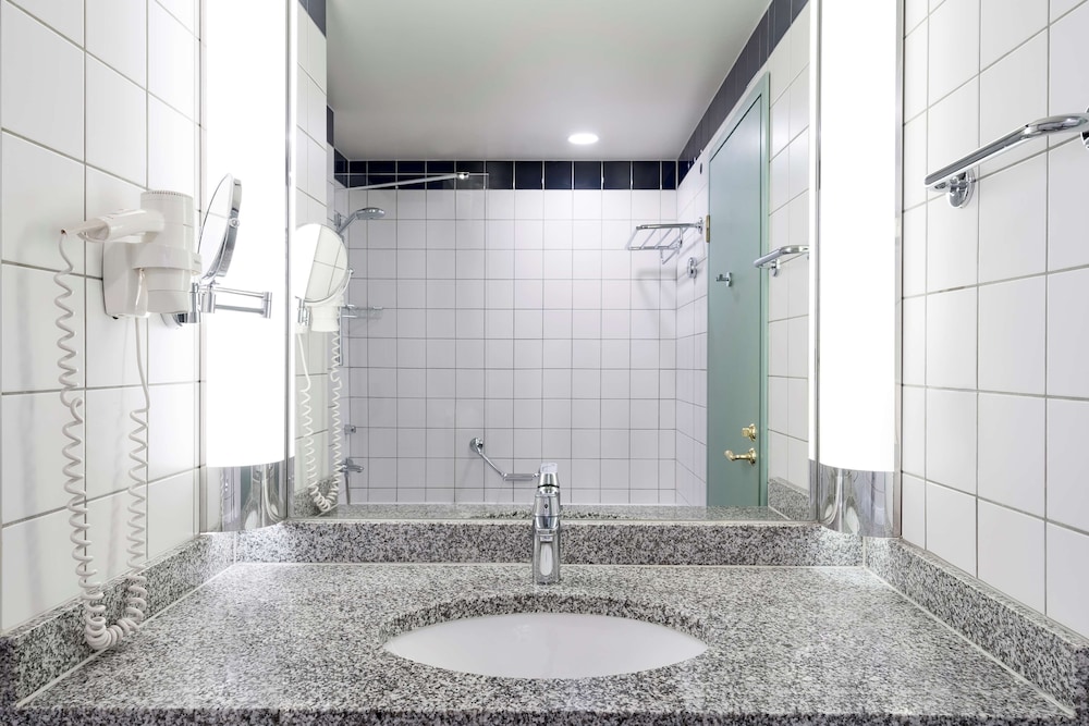 Suite, 1 Bedroom photo 3