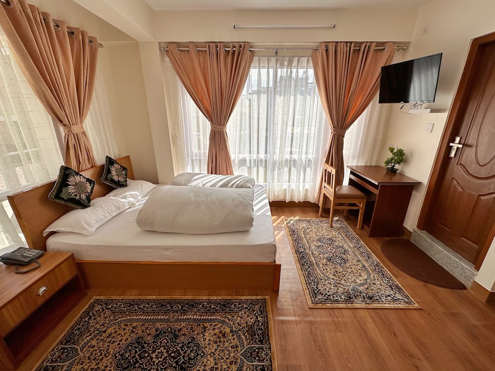 Deluxe Double Room, Balcony photo 2