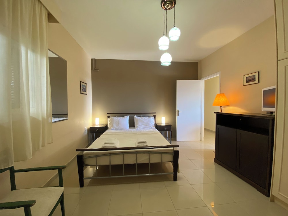 Apartment, 2 Bedrooms, Garden View photo 1