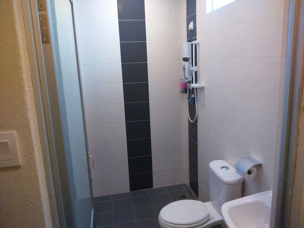 Standard Room photo 3
