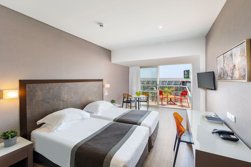 Standard Room, Sea View - Photo 6